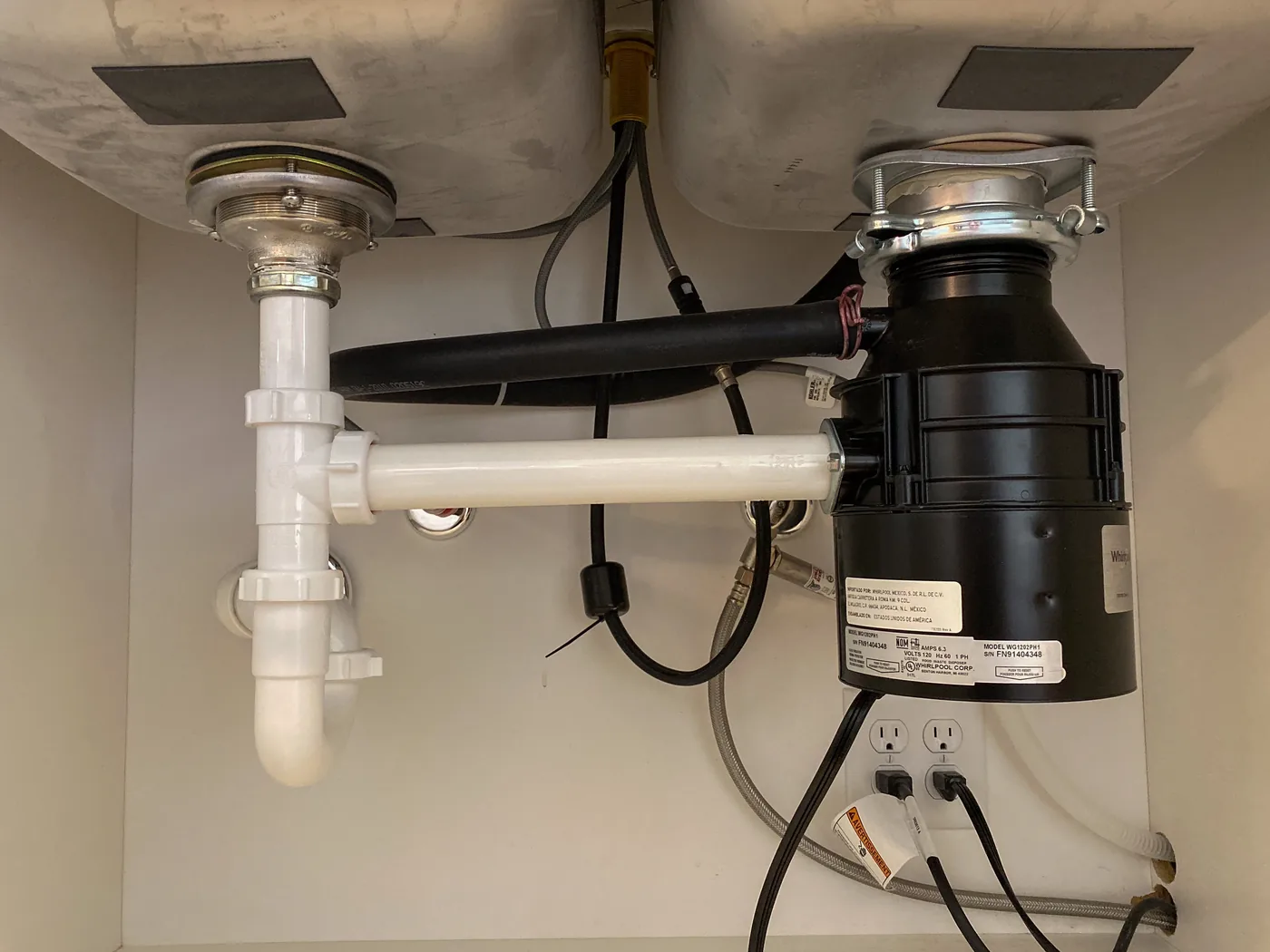 Garbage Disposal Leak in a Seattle home